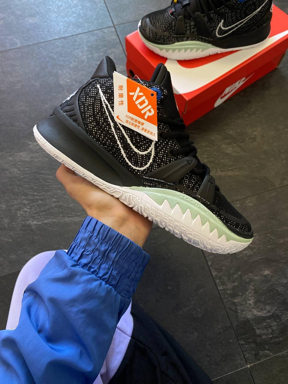 Nike Kyrie 7 Pre-Heat