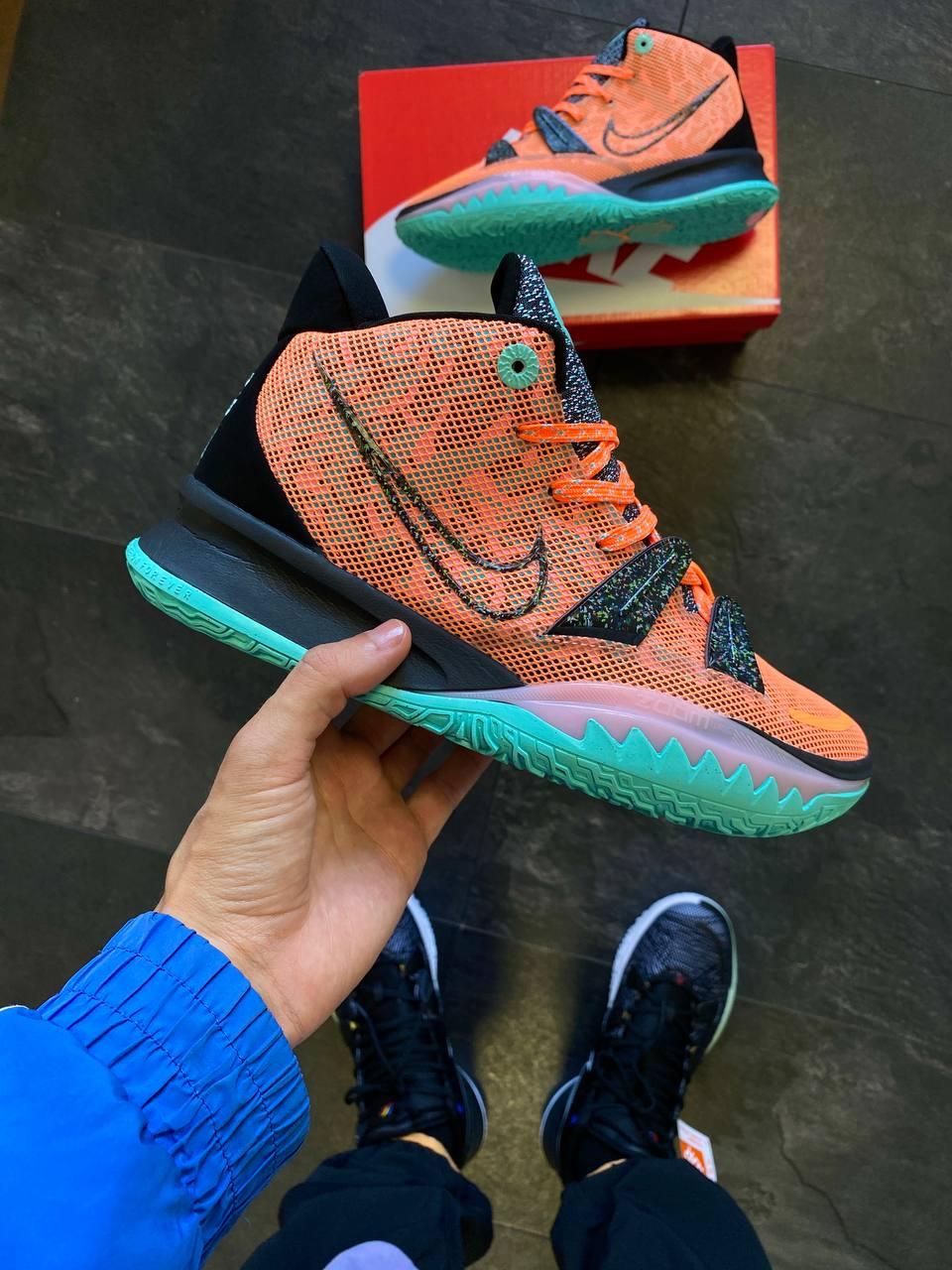 Nike Kyrie 7 Atomic Orange