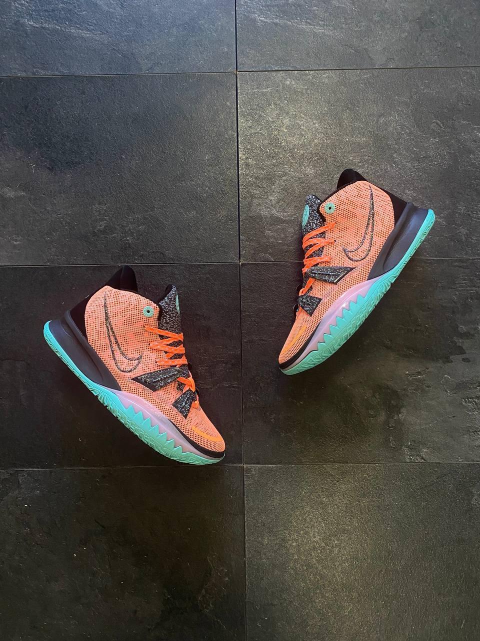 Nike Kyrie 7 Atomic Orange