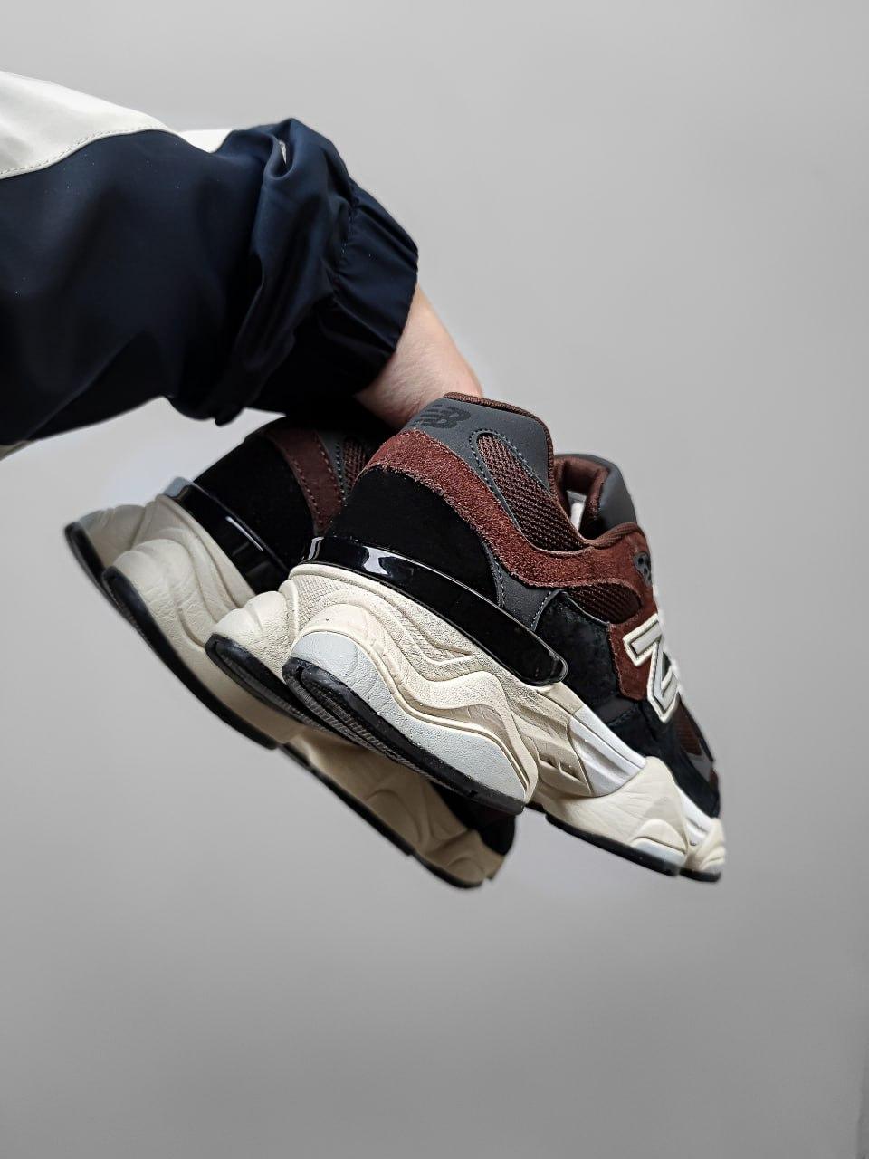 New Balance 9060 Black/Brown