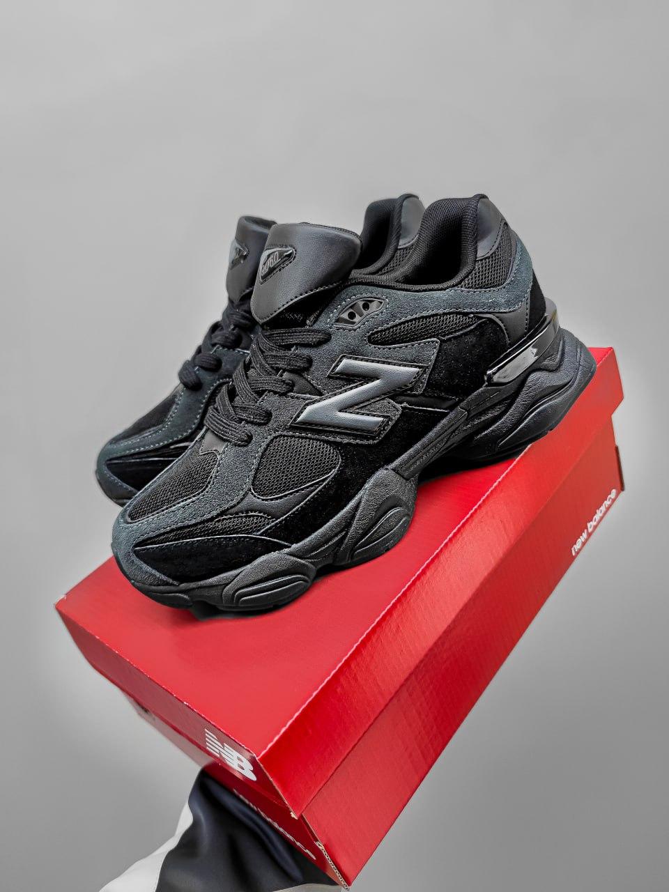New Balance 9060 Black/Navi