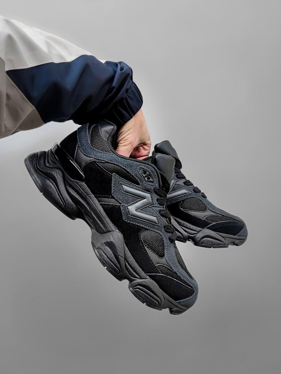 New Balance 9060 Black/Navi