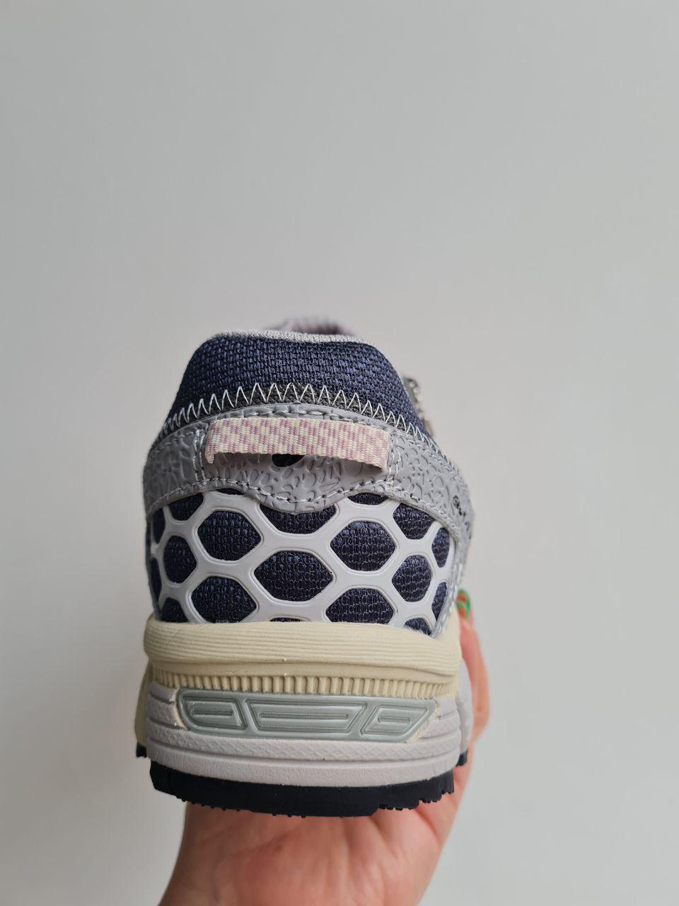 ASICS Gel-Kahana 8 Beige Grey