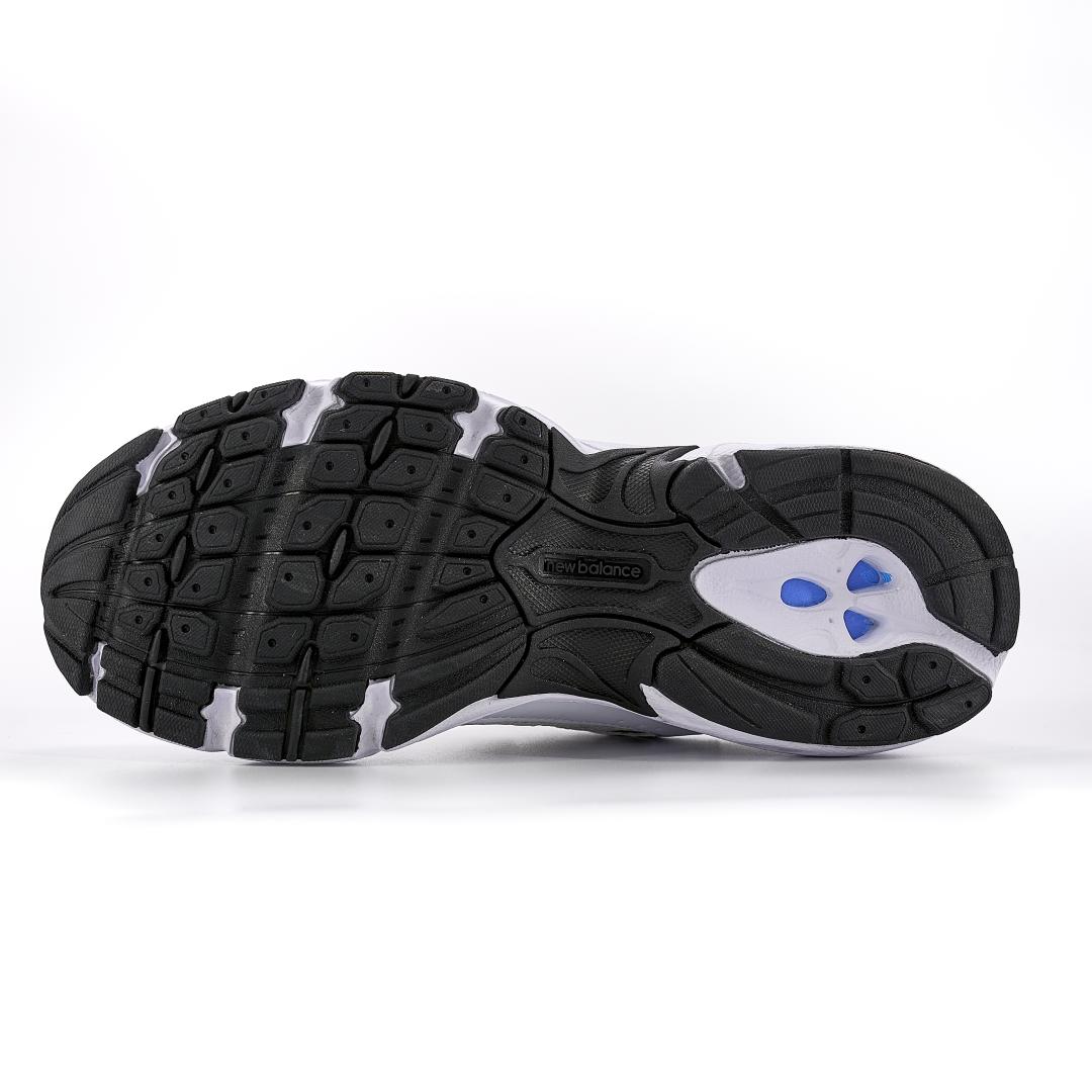 New Balance 530 White Black Logo v2