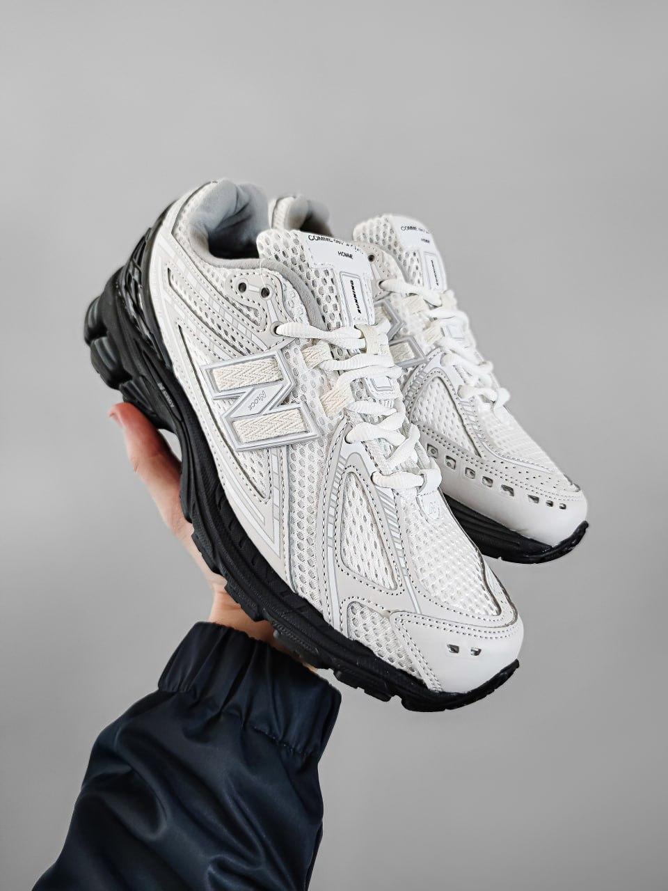 New Balance 1906R Gray Black