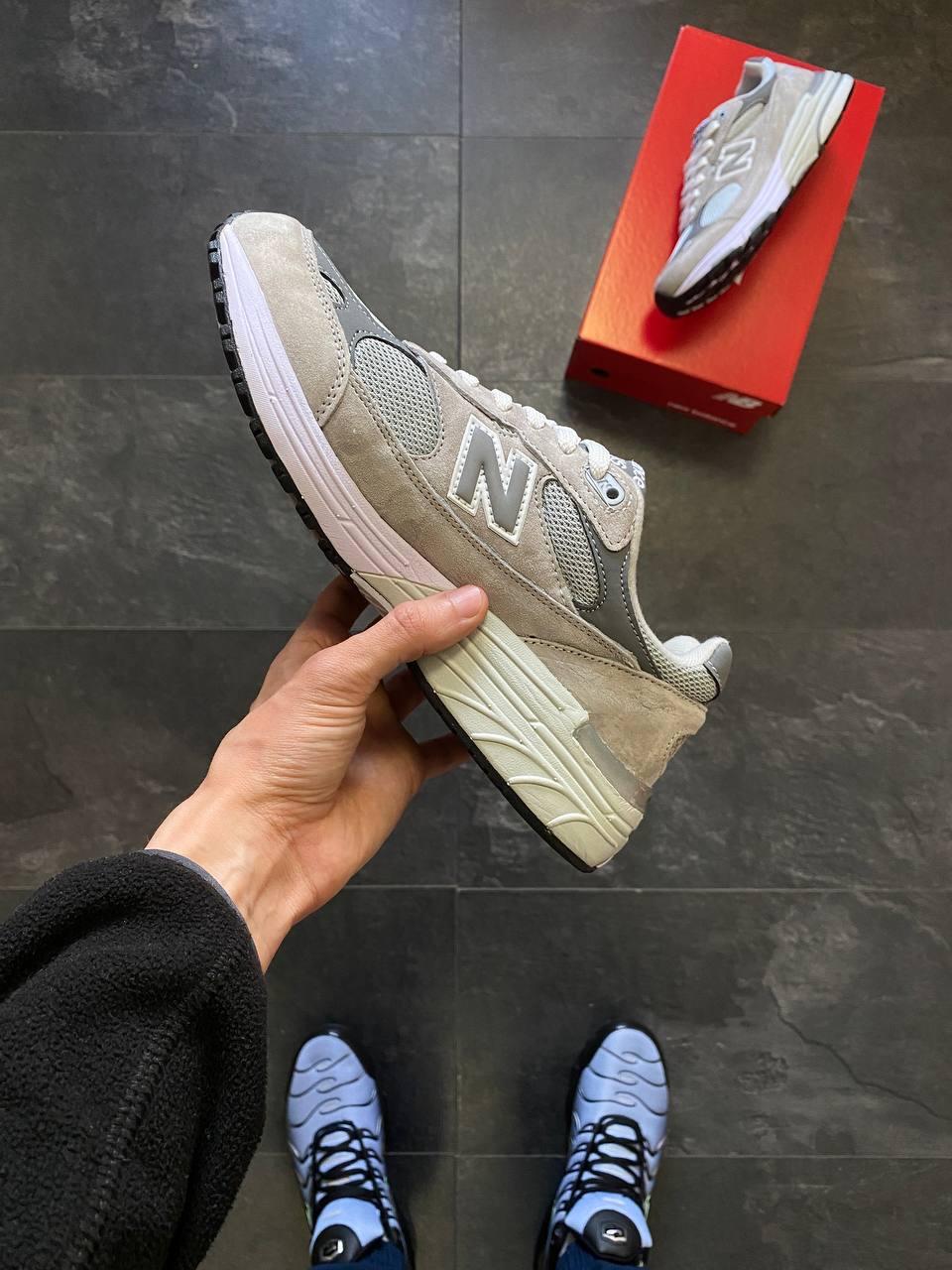 New Balance 993