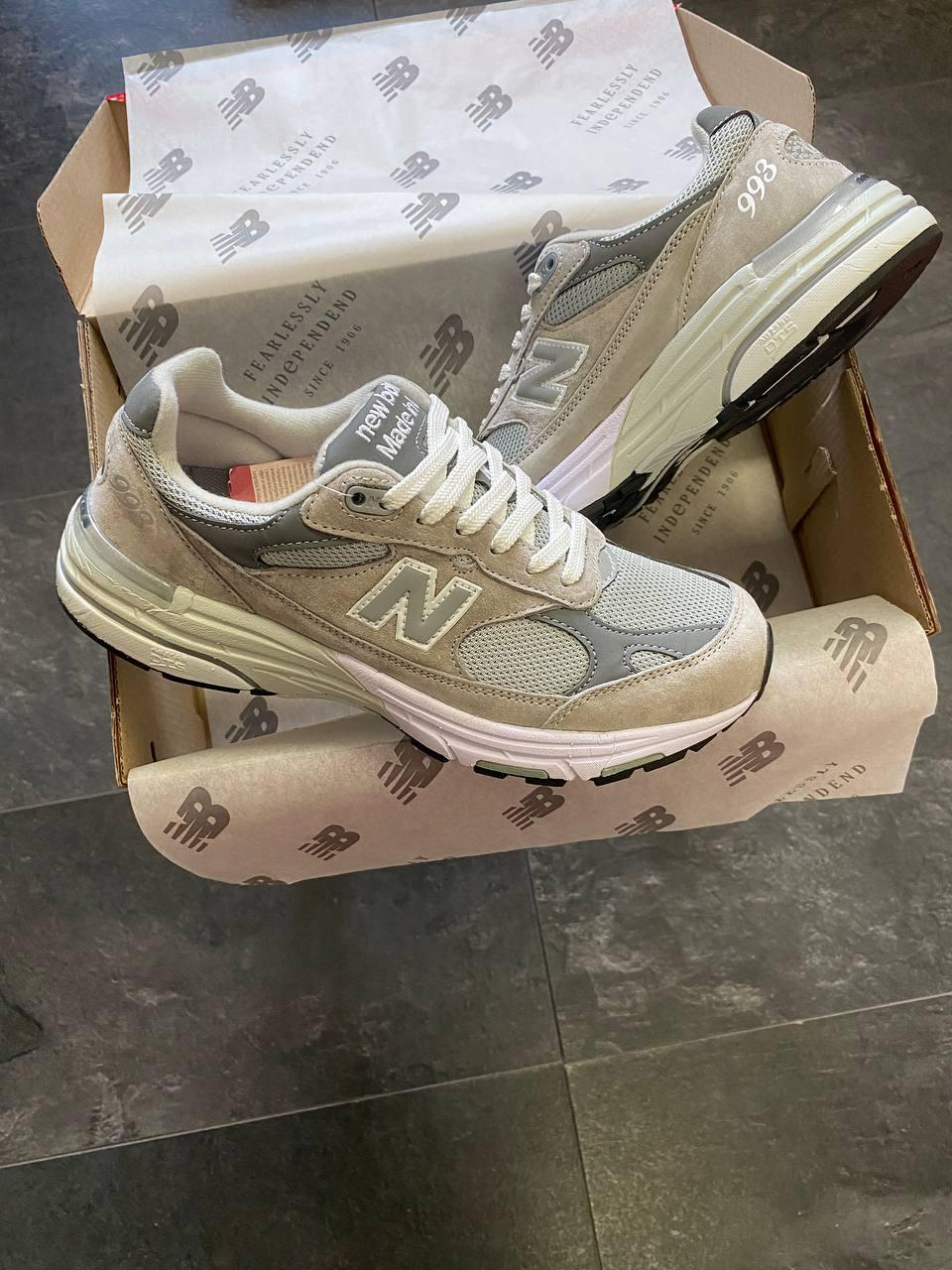 New Balance 993