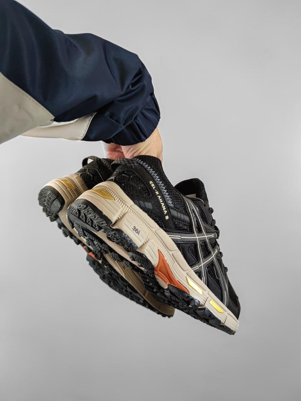 Asics Gel Kahana 8 Black/Beige