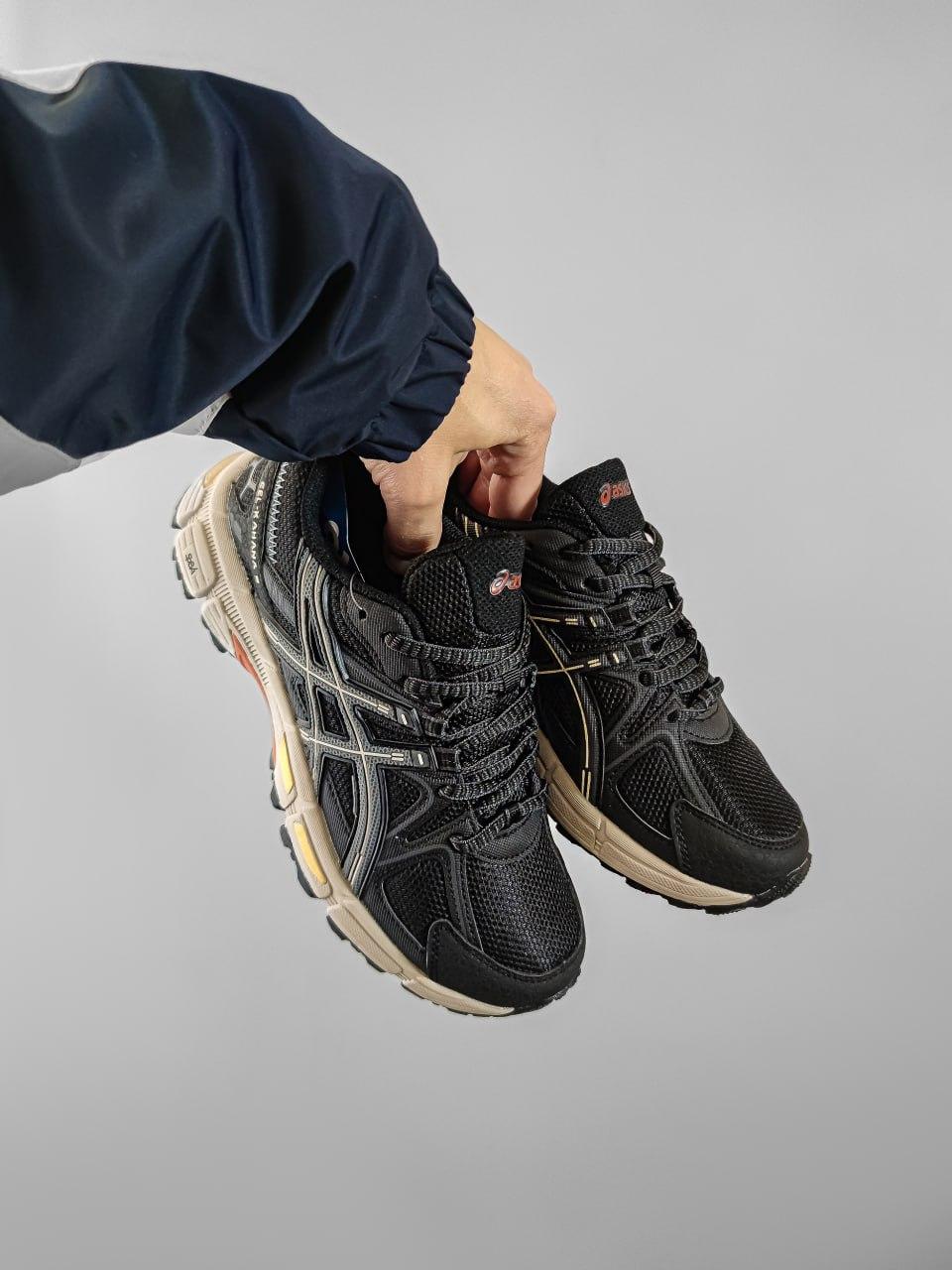 Asics Gel Kahana 8 Black/Beige