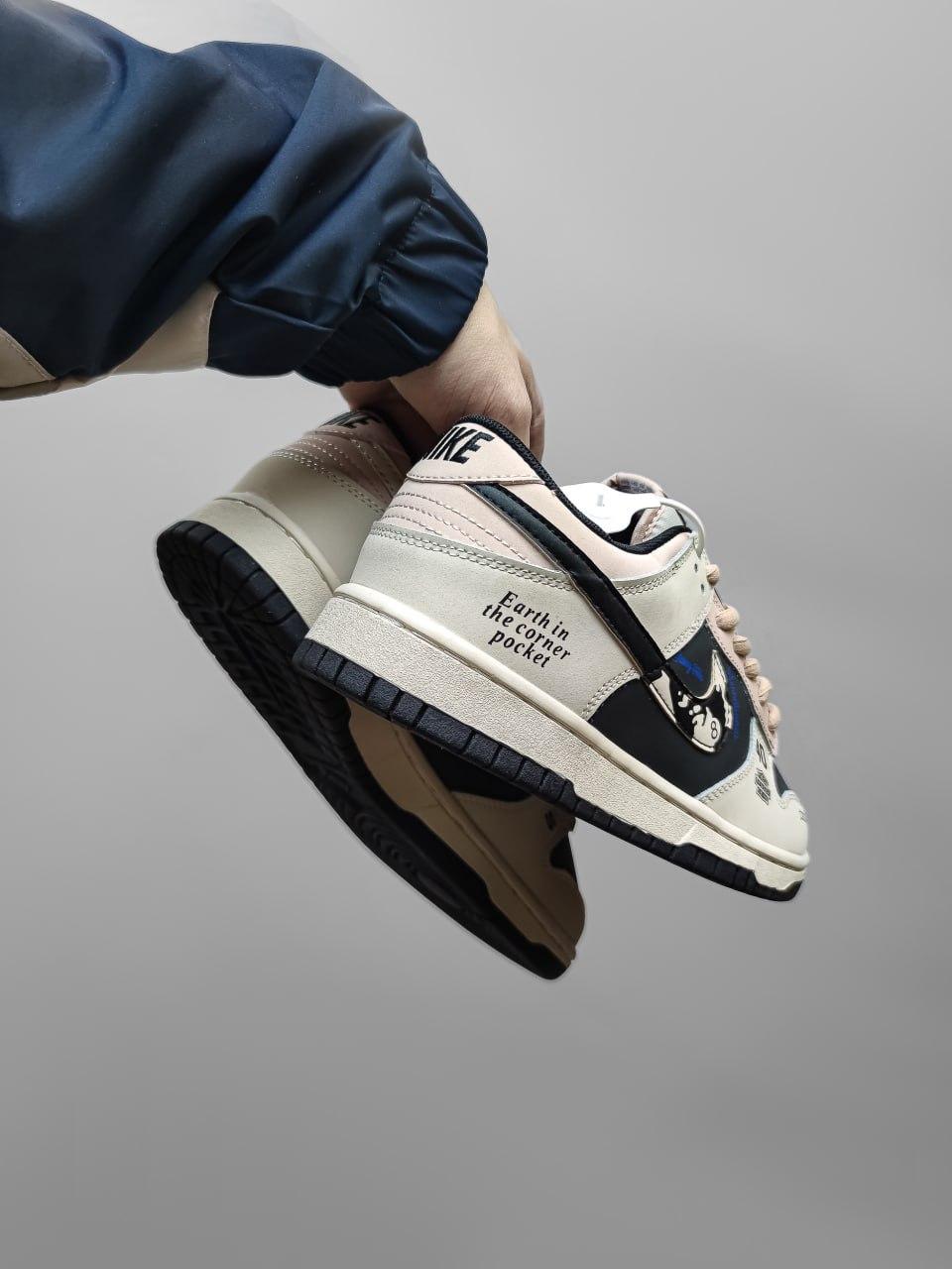 Nike SB Dunk Low x Stussy 40th v2