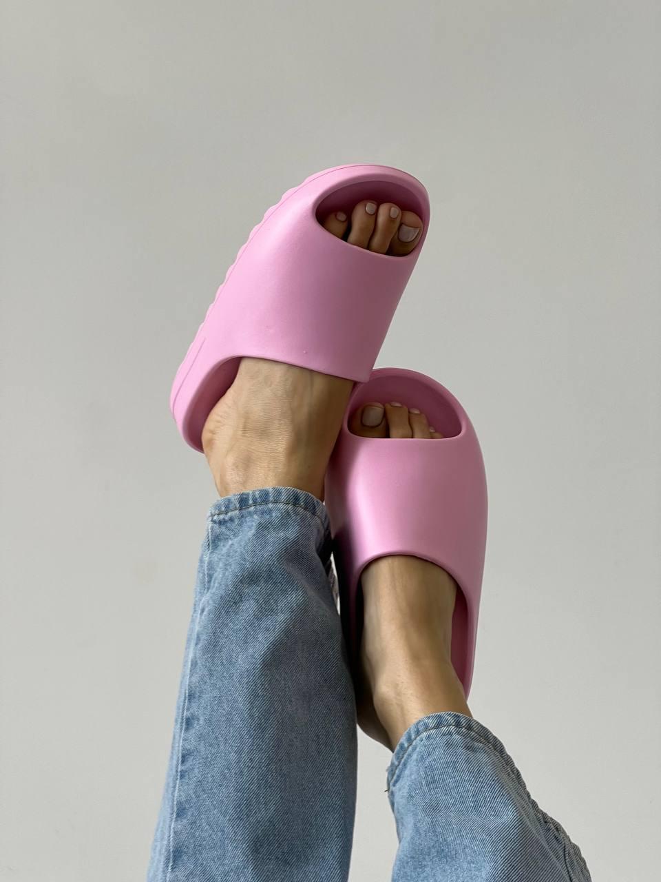 Adidas Yeezy Slide Pink