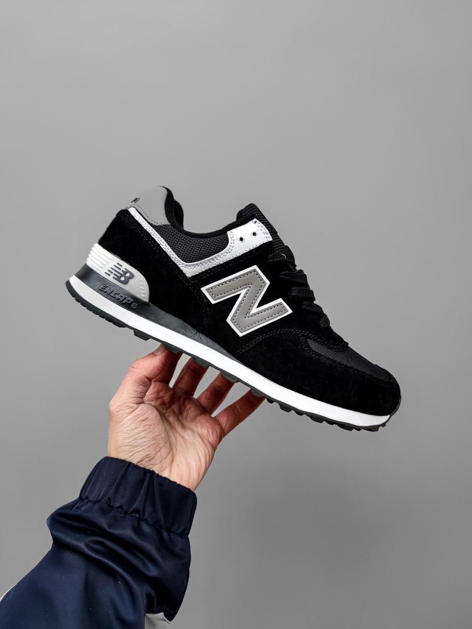 New Balance 574 Black/White