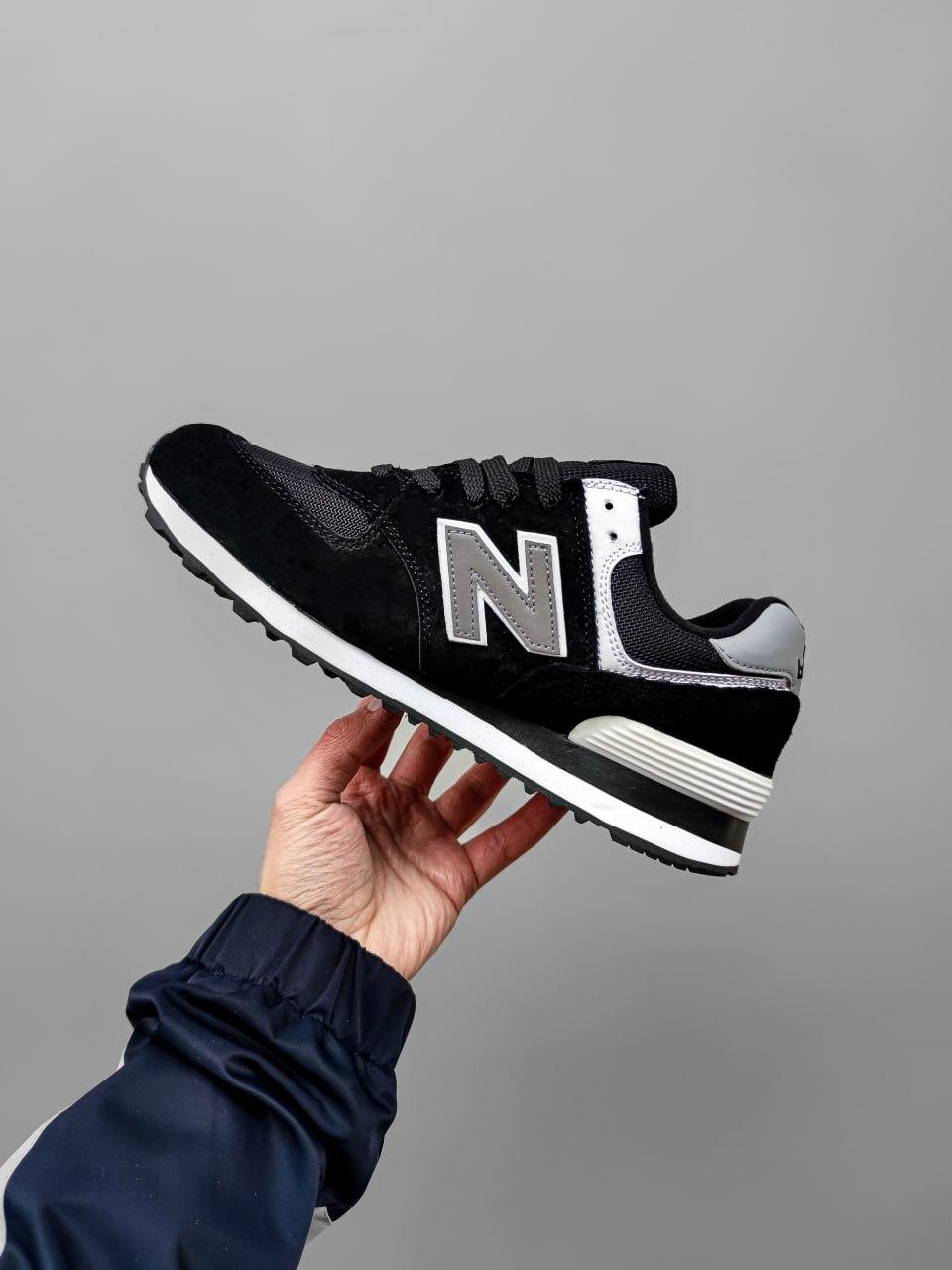 New Balance 574 Black/White
