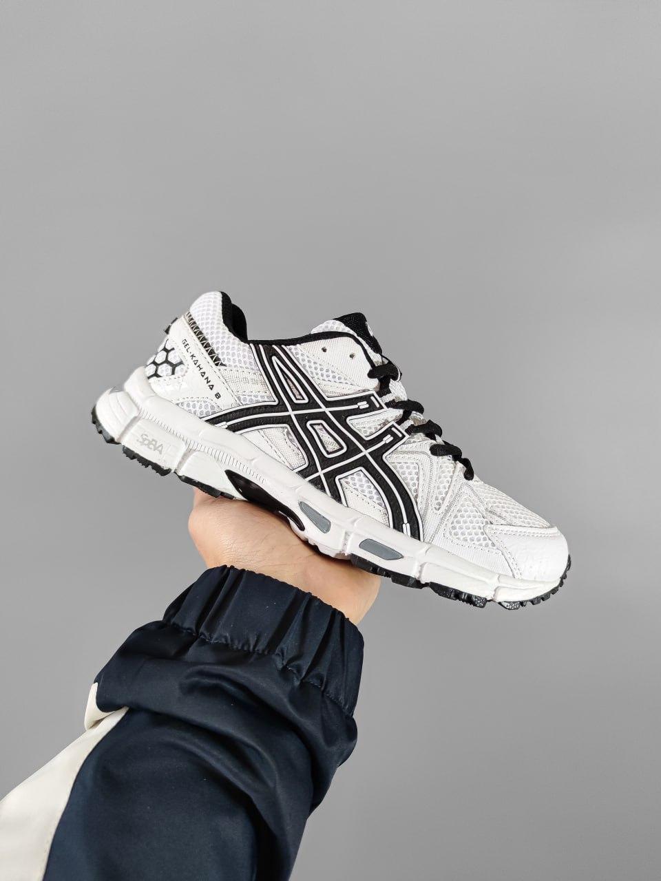 Asics Gel Kahana 8 White/Black v4