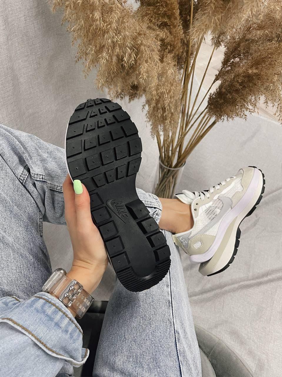 Nike VaporWaffle Sport Fuschia x Sacai Beige