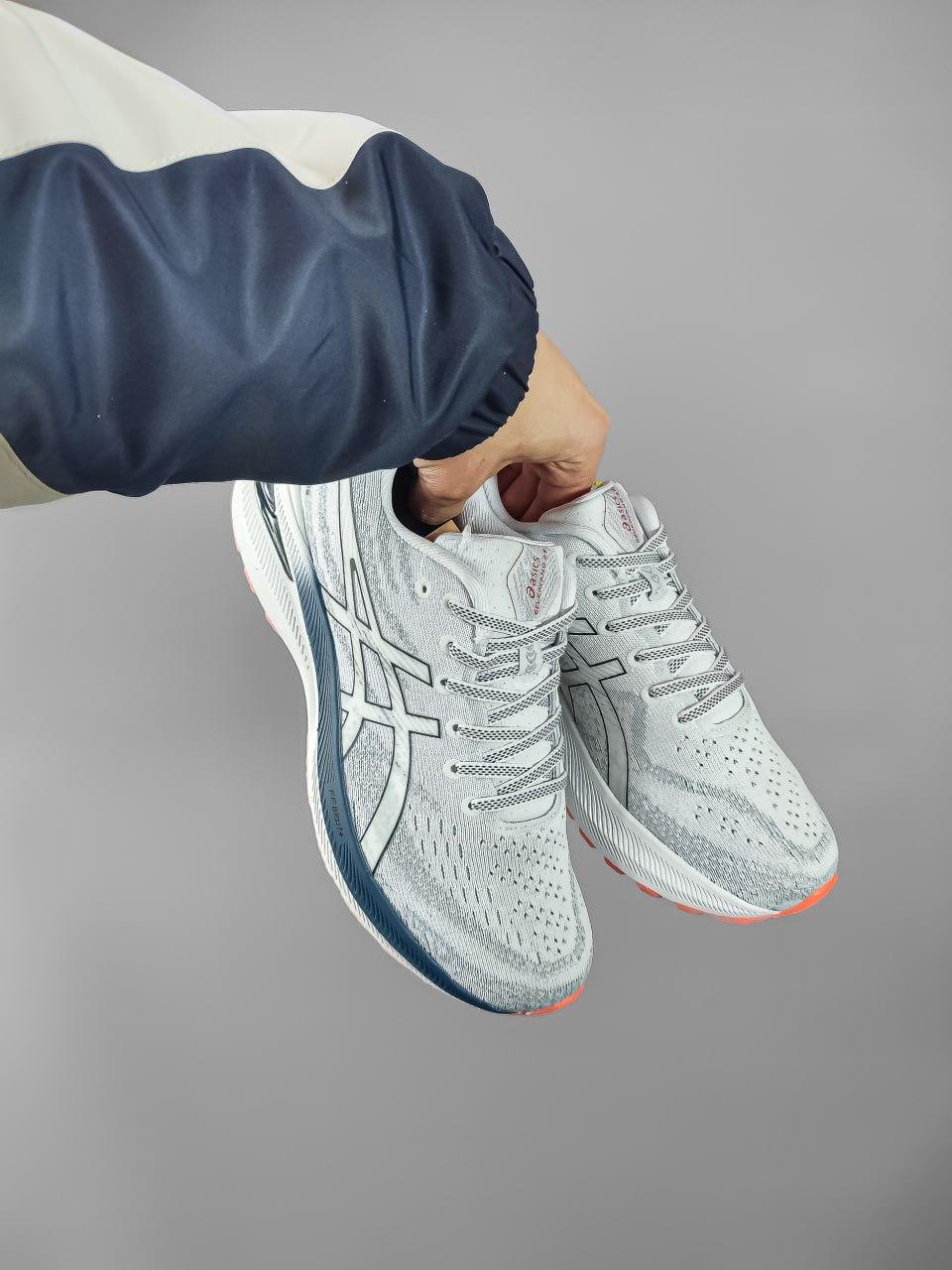 Asics Gel-Kayano 29 White