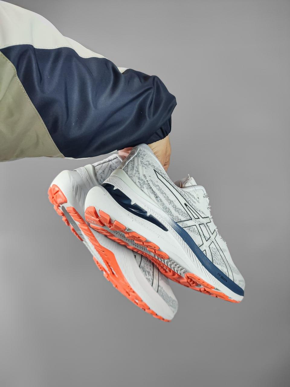 Asics Gel-Kayano 29 White