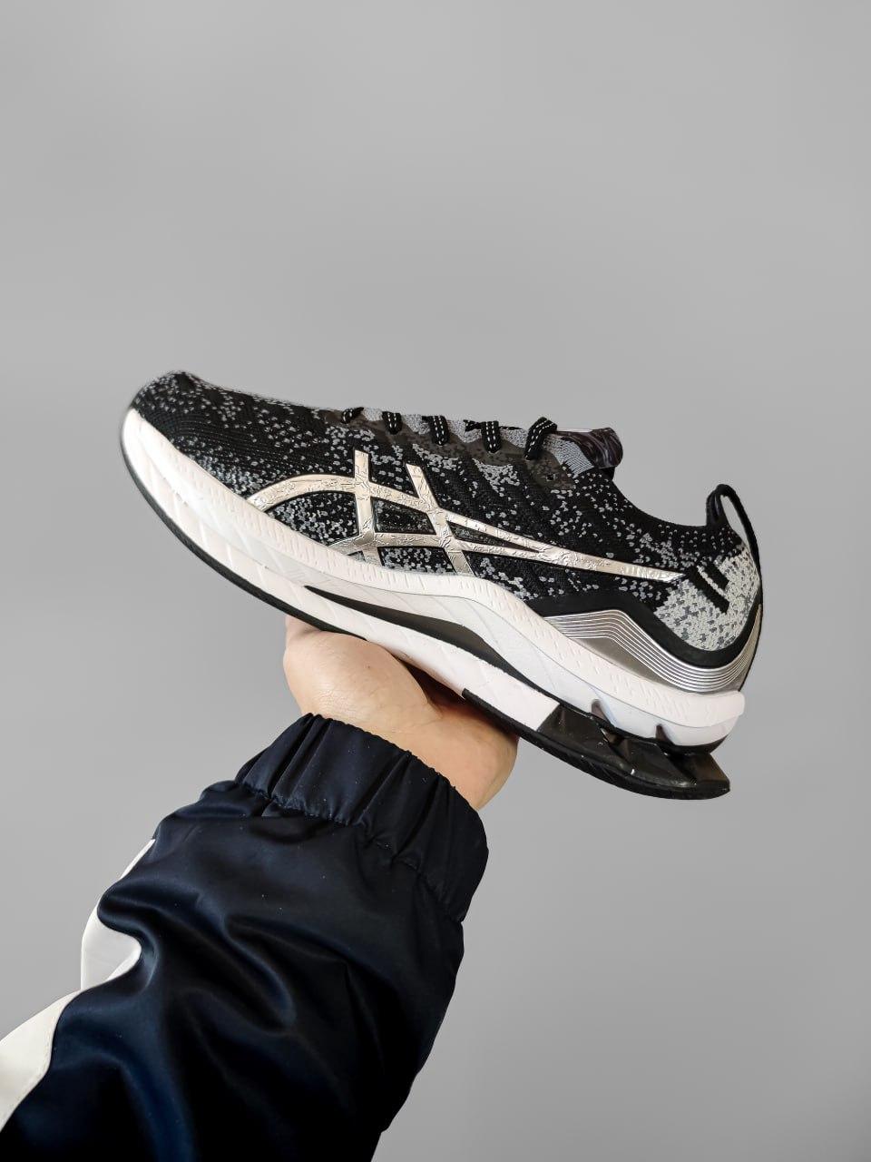 Asics Gel-Kinsei Blast Black
