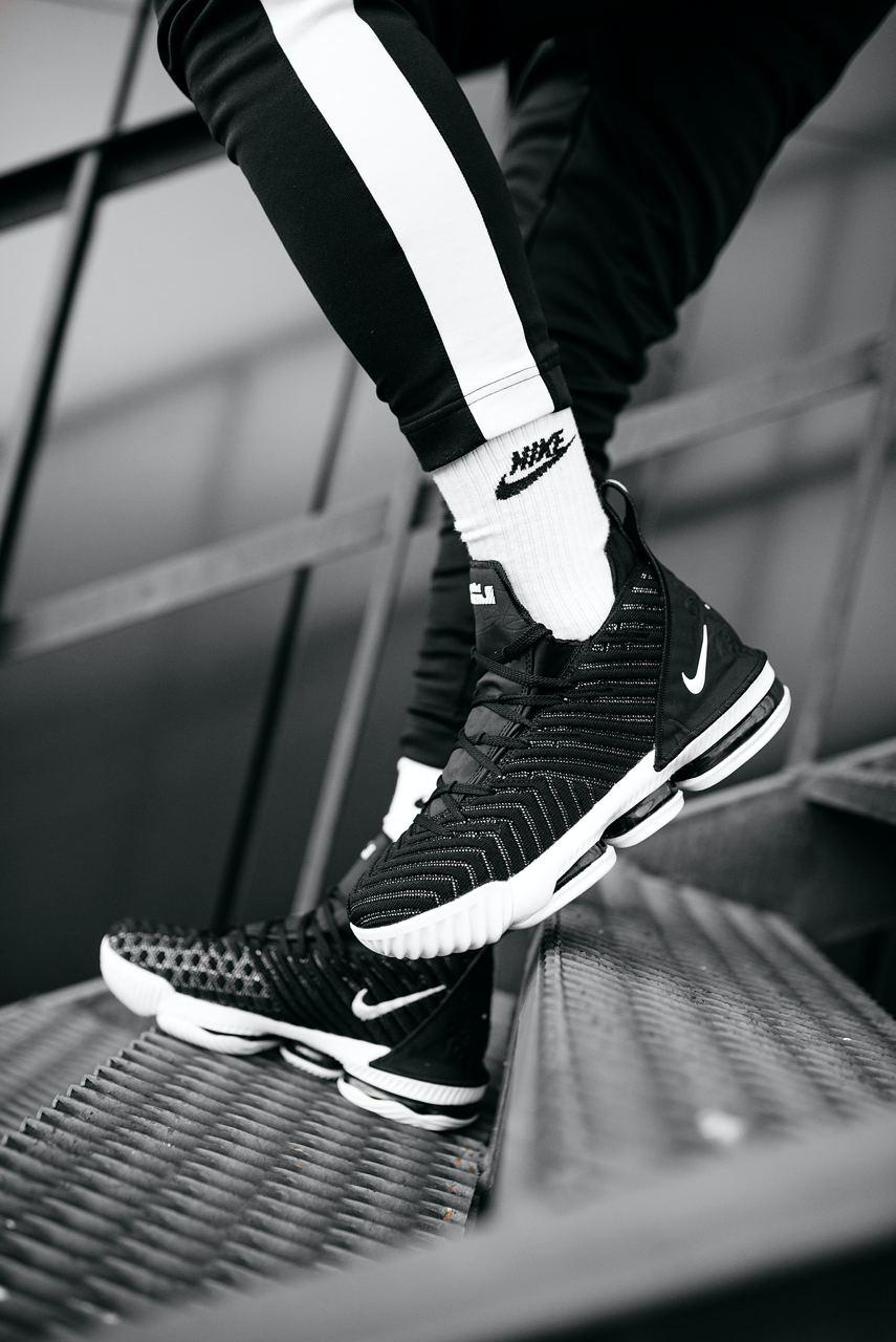 Nike LeBron 16 Black White