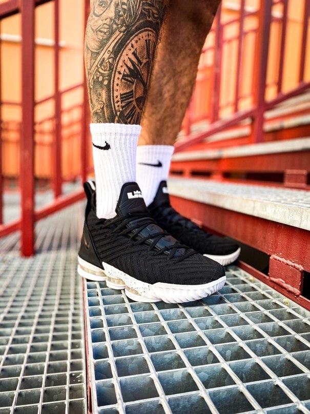 Nike LeBron 16 Black White