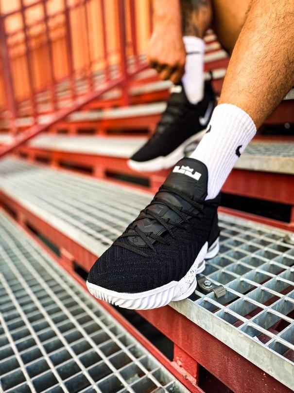 Nike LeBron 16 Black White