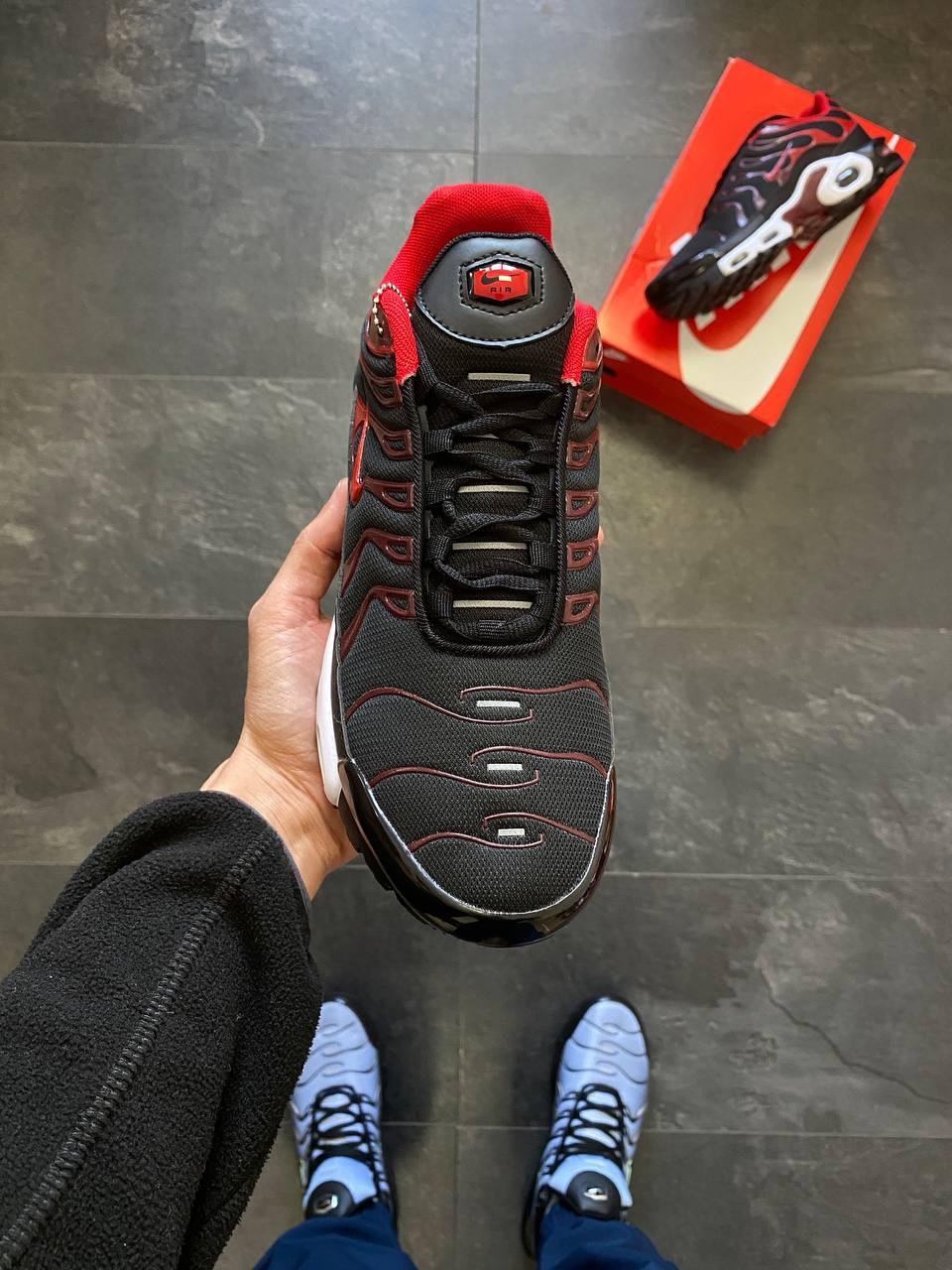 Nike Air Max Plus Tn Black/Red