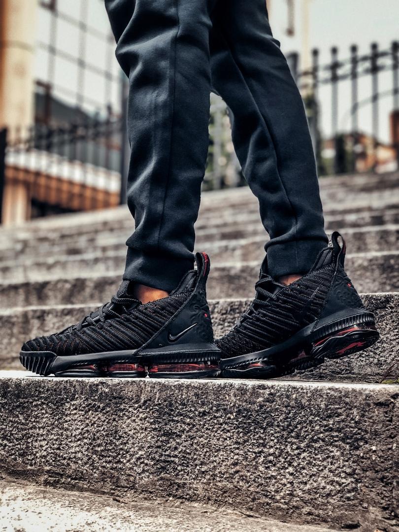 Nike LeBron 16 Fresh Bred