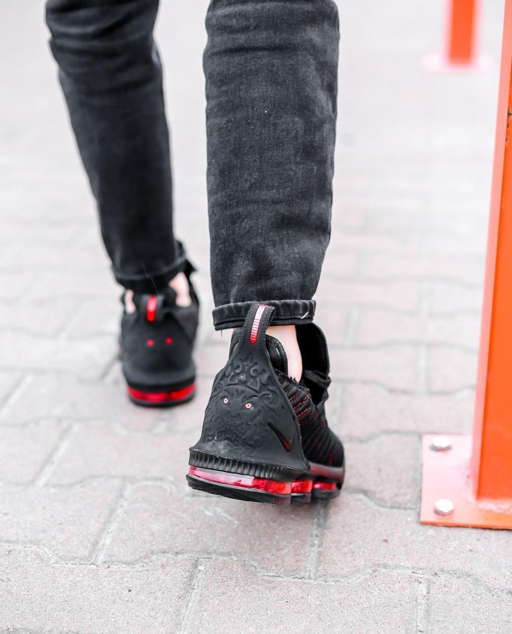 Nike LeBron 16 Fresh Bred