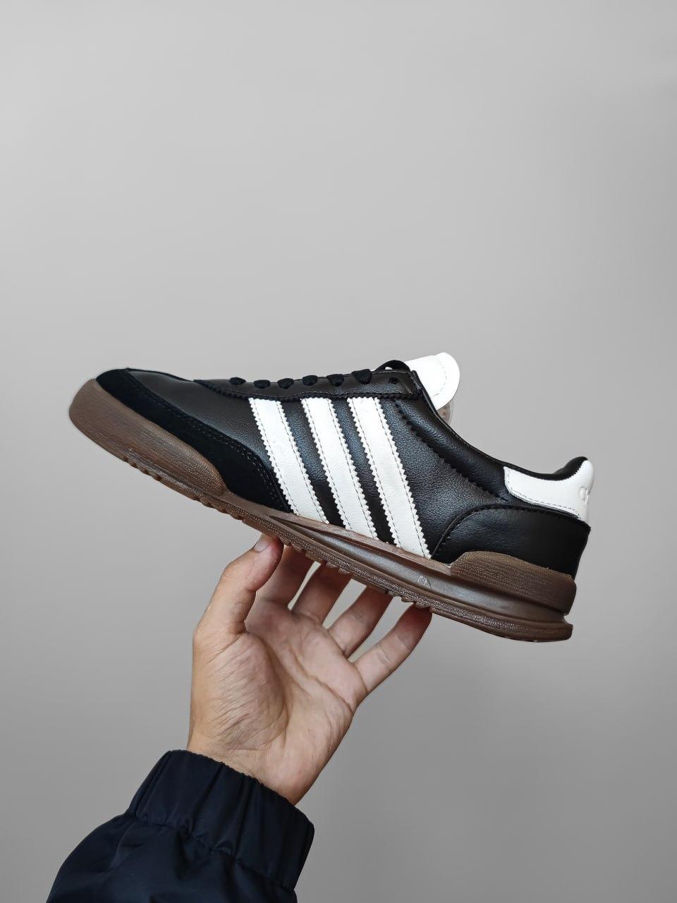 Adidas Jeans Black/White