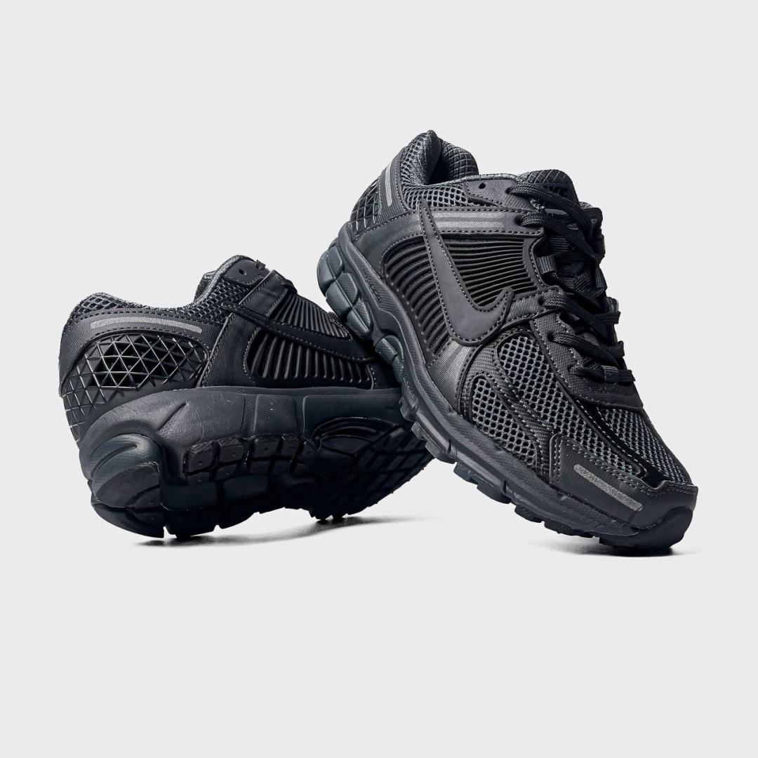Nike Zoom Vomero 5 Black