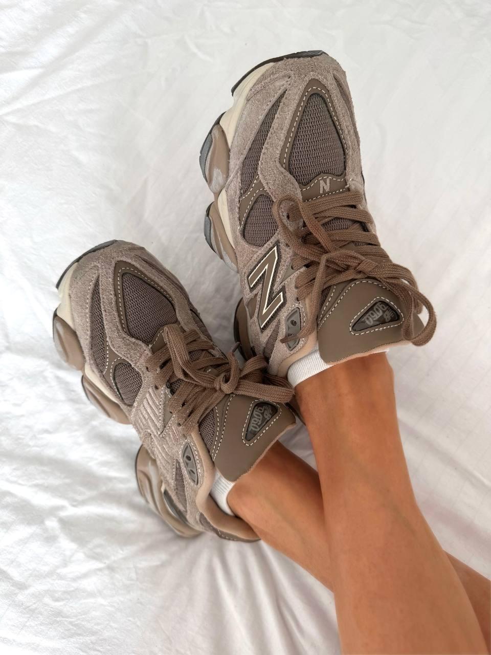 New Balance 9060 “MUSHROOM BROWN”