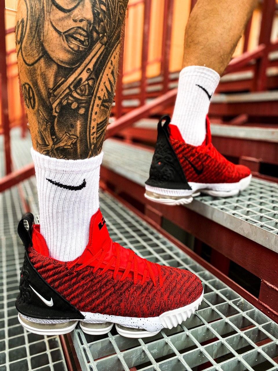 Nike LeBrone 16 White Red Black