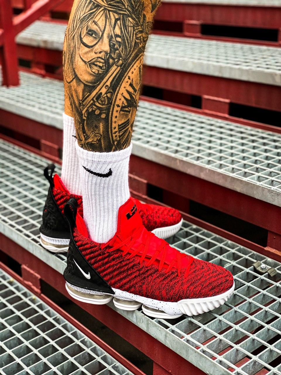 Nike LeBrone 16 White Red Black