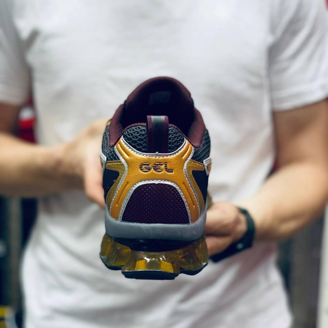 Asics Gel-Quantum Kinetic Gold Silver