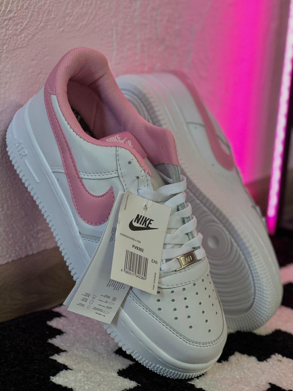Nike Air Force 1 White/Pink