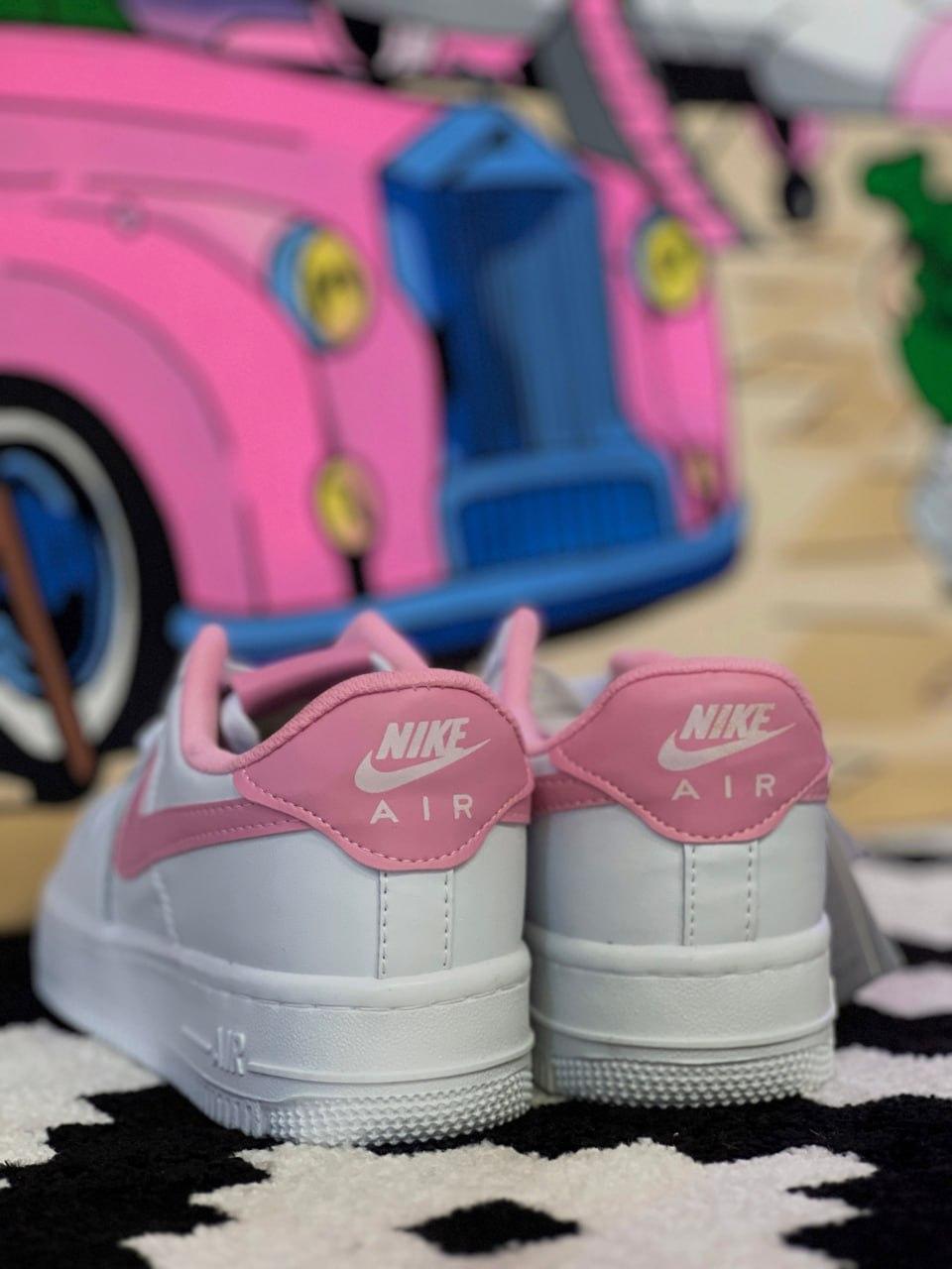 Nike Air Force 1 White/Pink