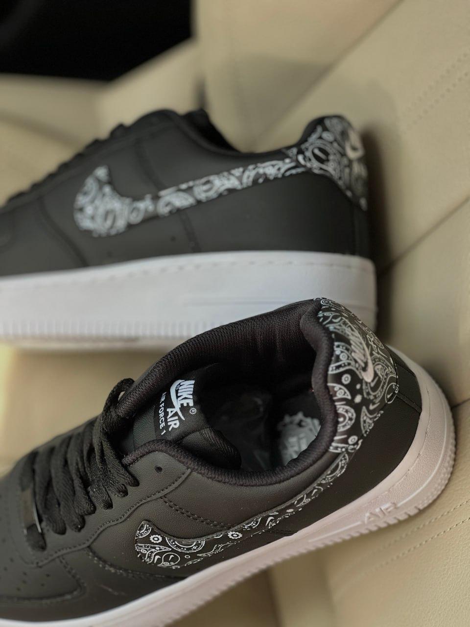 Nike Air Force 1 Bandana Black