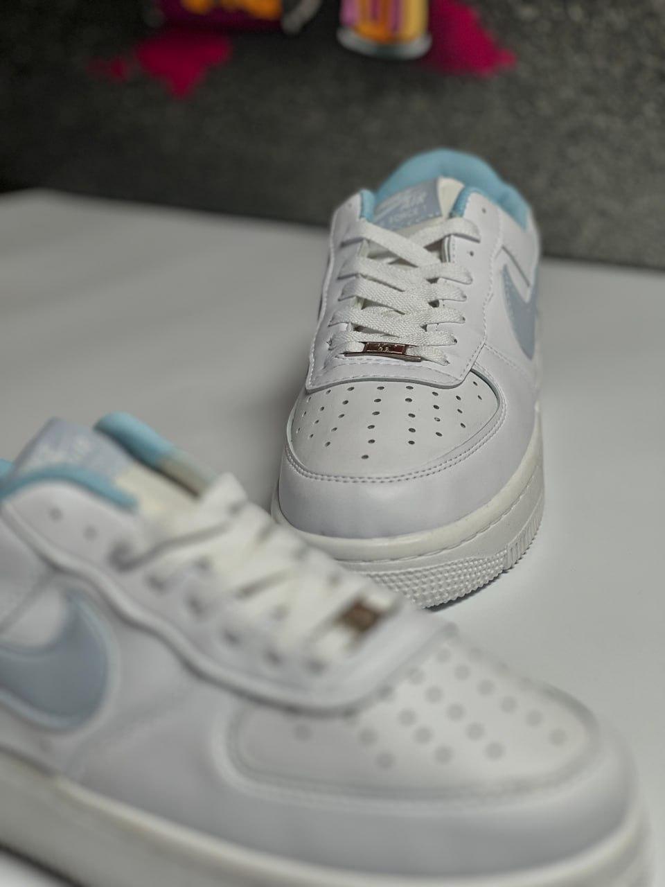 Nike Air Force 1 White/Beige