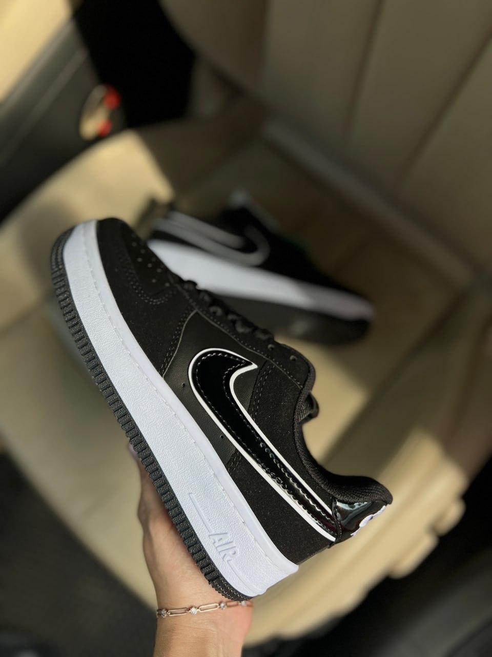 Nike Air Force 1 Black/White
