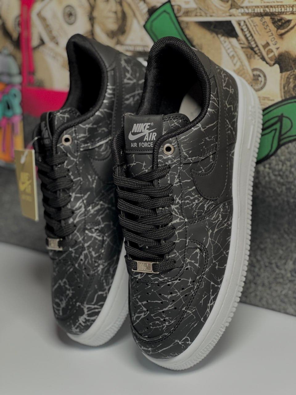 Nike Air Force 1 Black/White Paint Grey