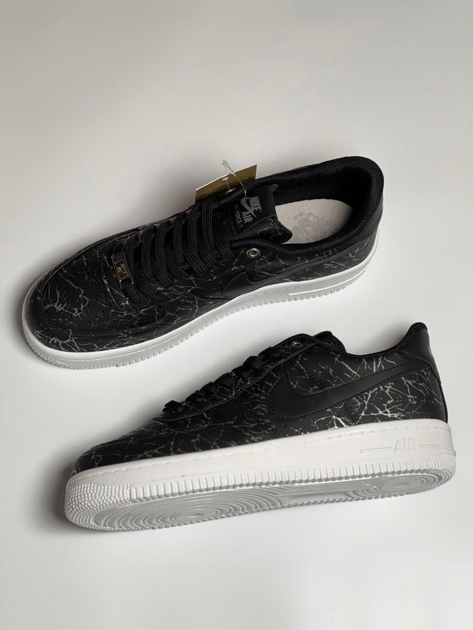 Nike Air Force 1 Black/White Paint Grey