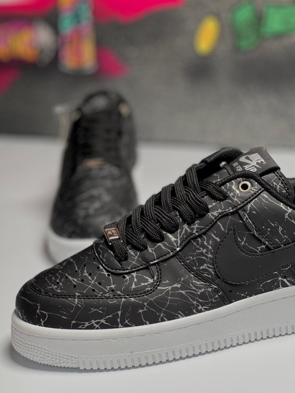 Nike Air Force 1 Black/White Paint Grey