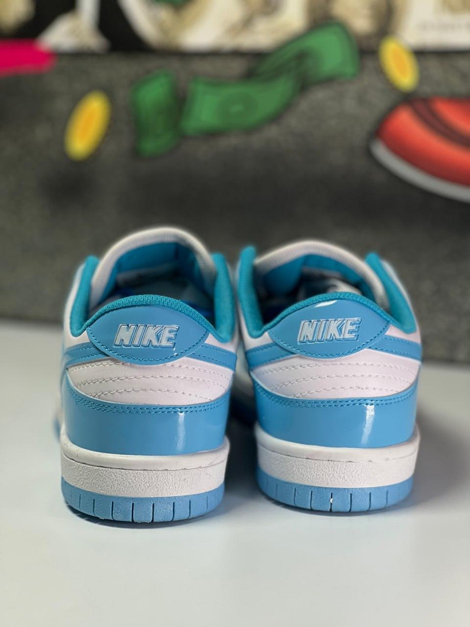 Nike SB Dunk Low White/Blue лак