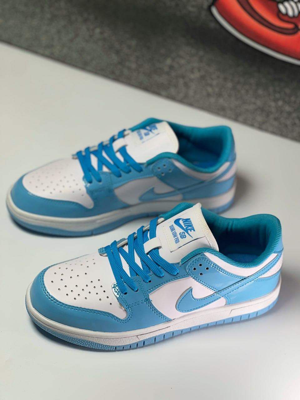 Nike SB Dunk Low White/Blue лак
