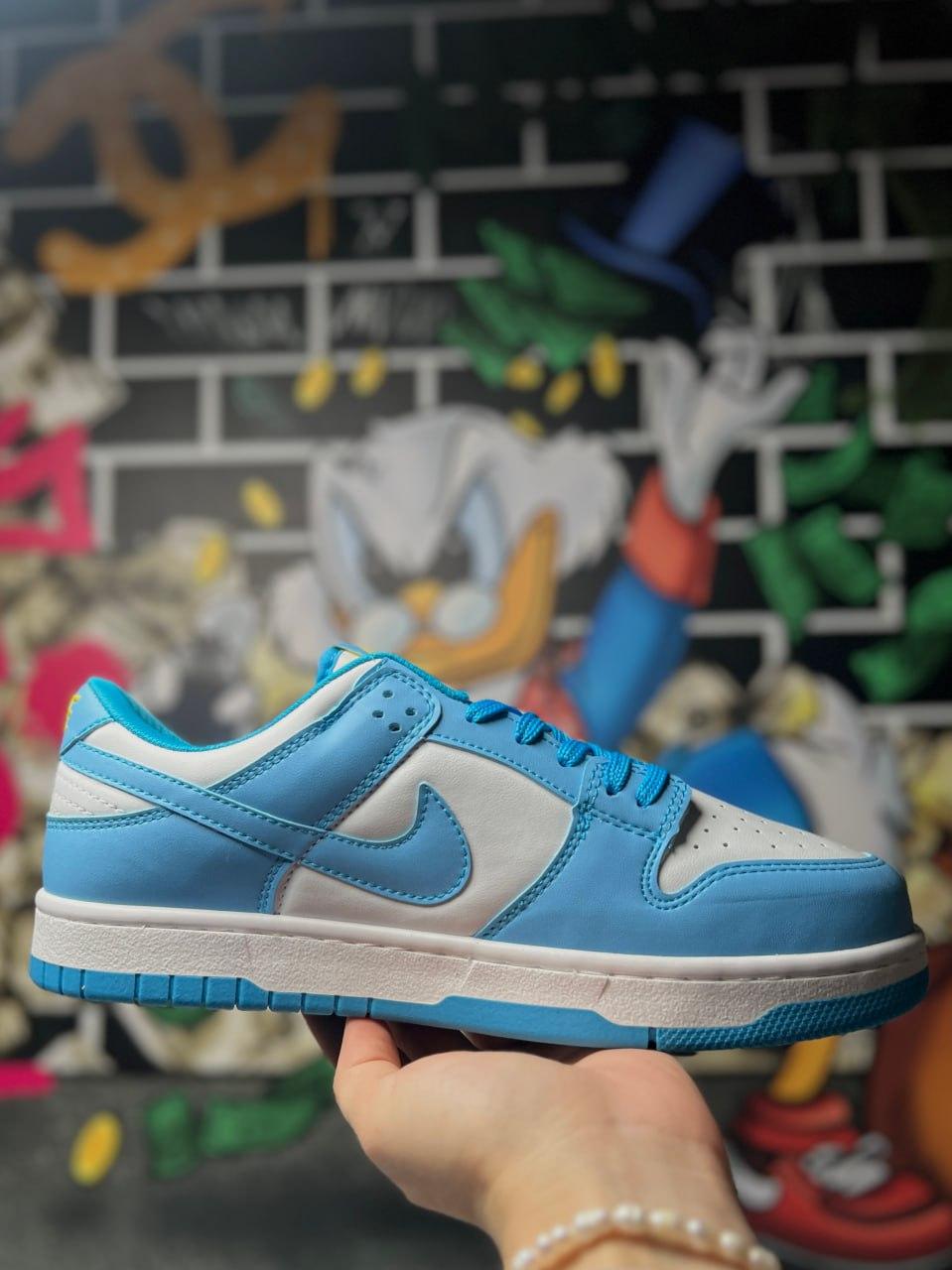 Nike SB Dunk Low White/Blue