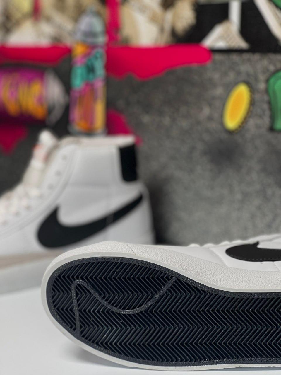 Nike Blazer Mid 77