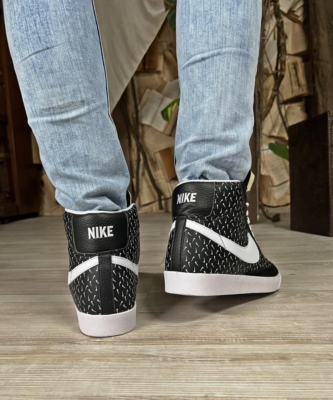 Nike Blazer Mid 77 Polka Swoosh