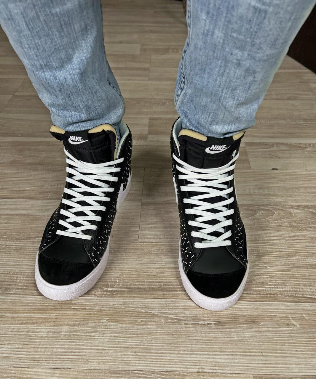 Nike Blazer Mid 77 Polka Swoosh