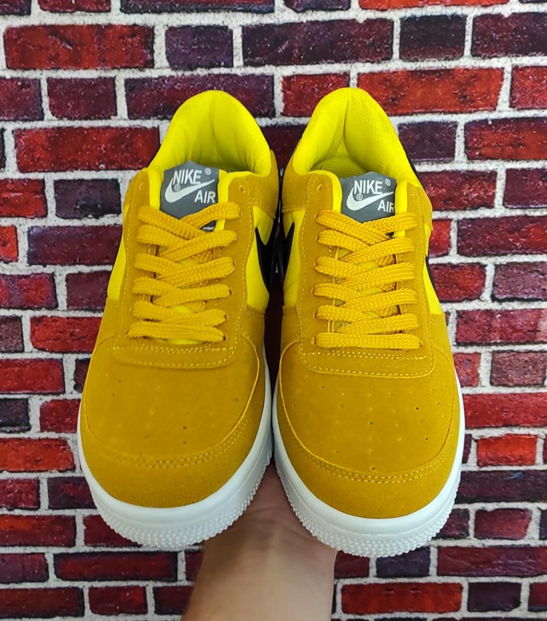 Nike Air Force 1