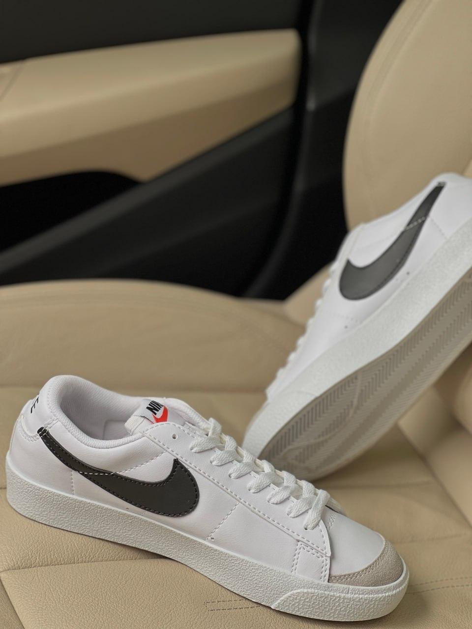 Nike Blazer Mid 77 Low